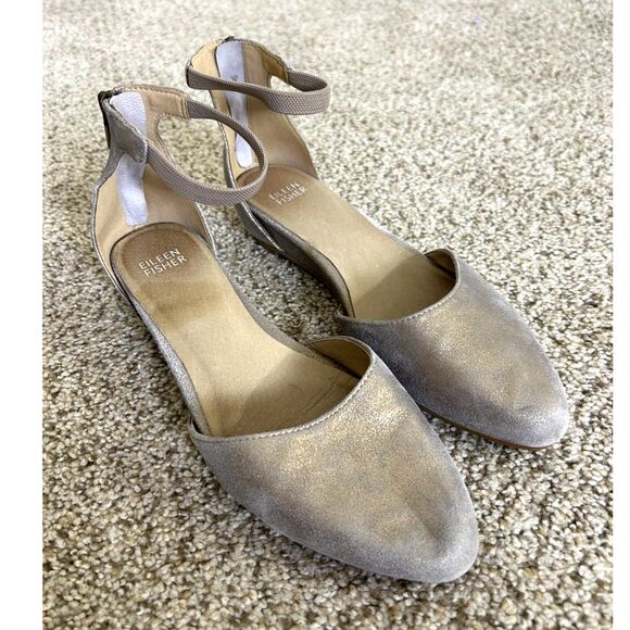 Eileen Fisher Shoes‎ Size 7.5 Women's Ankle Strap Flats Platinum Metallic Suade - Picture 1 of 8